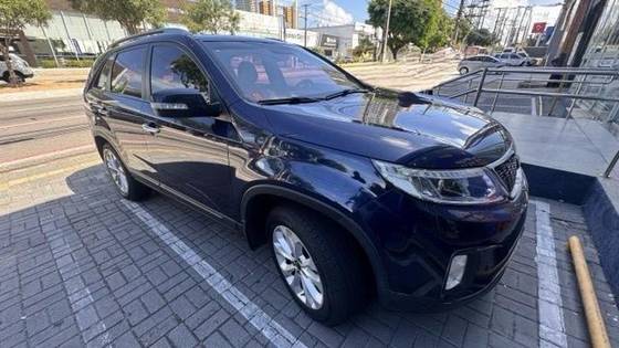KIA SORENTO 2.4 16V GASOLINA EX AUTOMÁTICO KIA SORENTO 2.4 16V GASOLINA EX AUTOMÁTICO